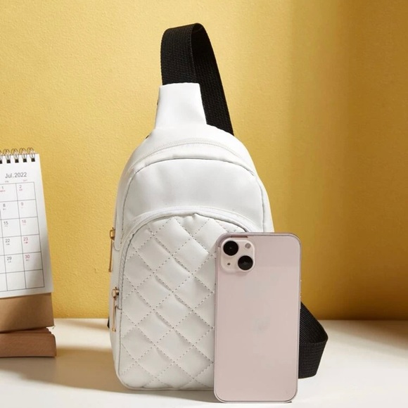 White Mini Quilted Sling Bag - Picture 6 of 7